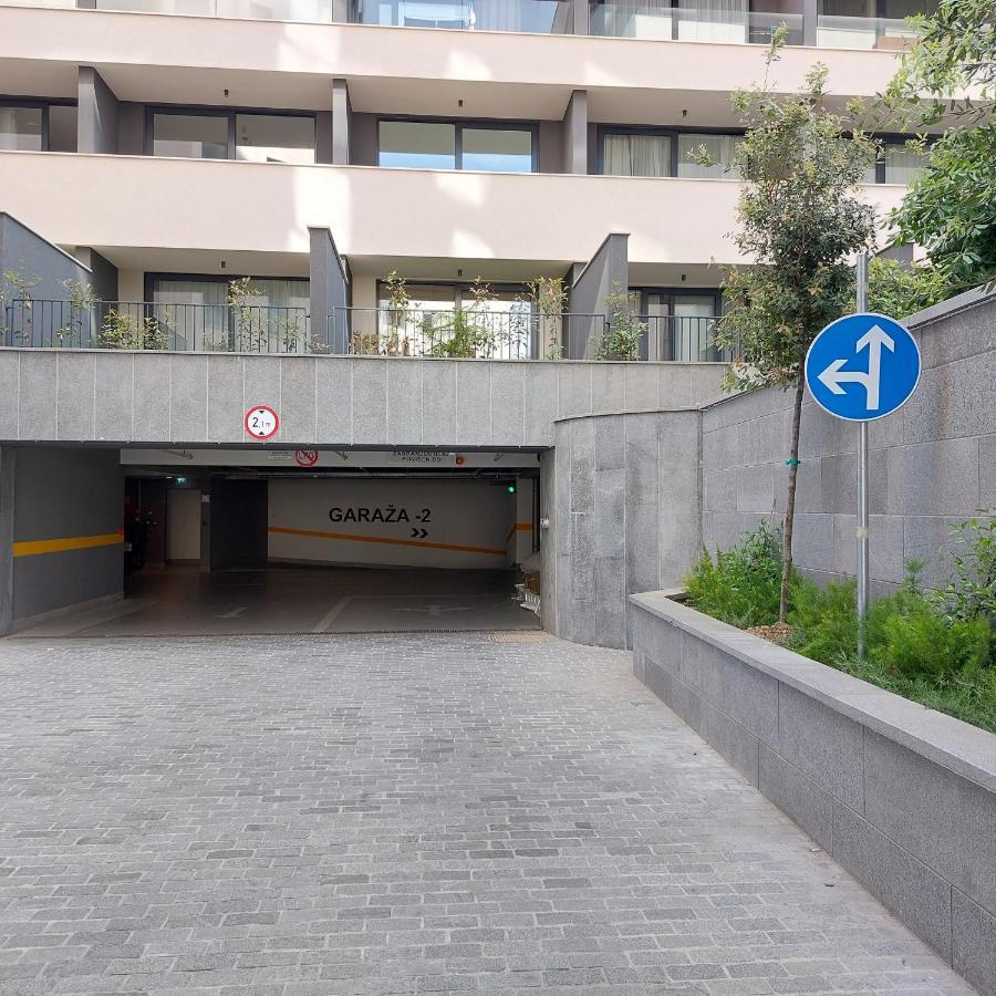 Apartman Sindy And Mendy With Parking Space In The Garage